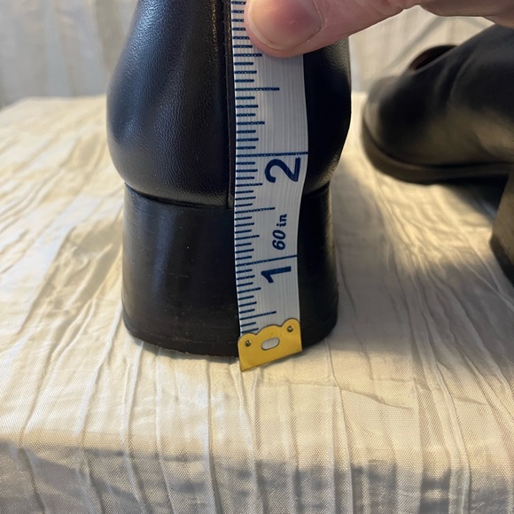 Women’s Brown Leather Shoes - Picture 3 of 4